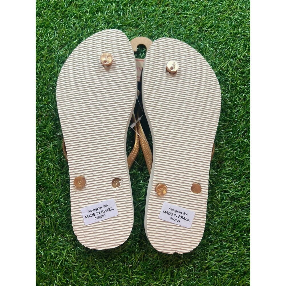 Havaianas Women's Animal Print Flip-Flops Size 9/10 NWT Cute! Gold! AUTHENTIC - Picture 2 of 2